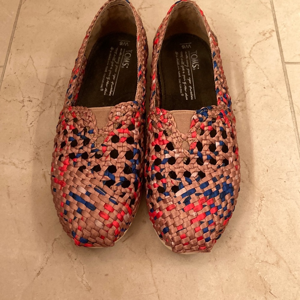 Tom’s Huarache Type Slip-ons - Size 6